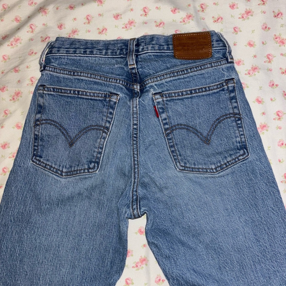 Levi's Wedgie Fit Blue Jeans